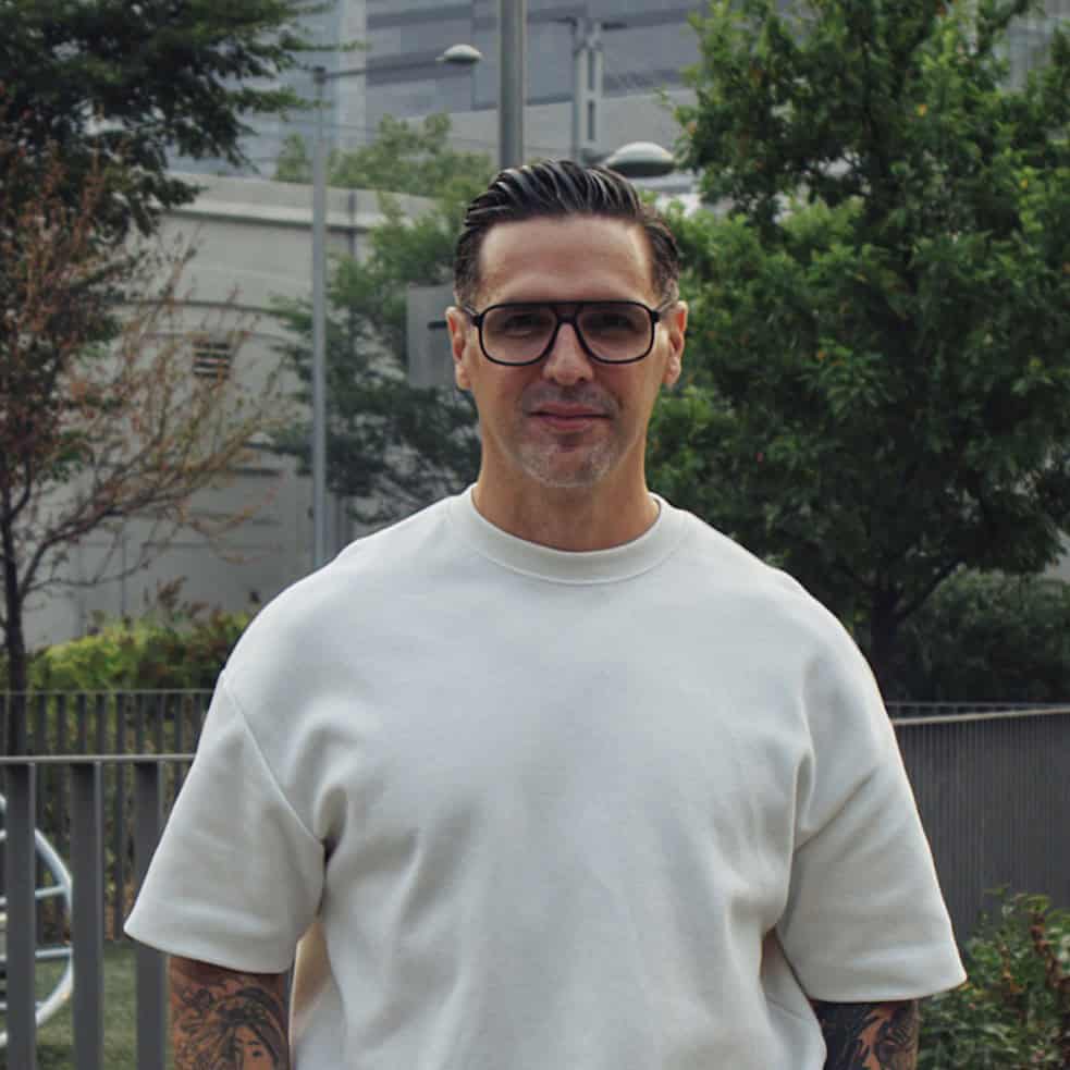 Javier Roca's headshot